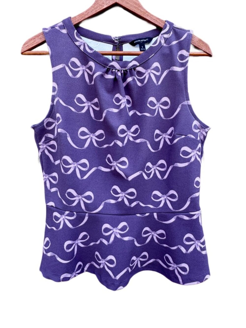 Banana Republic Peplum Top Womens Small Purple Bow Print Sleeveless